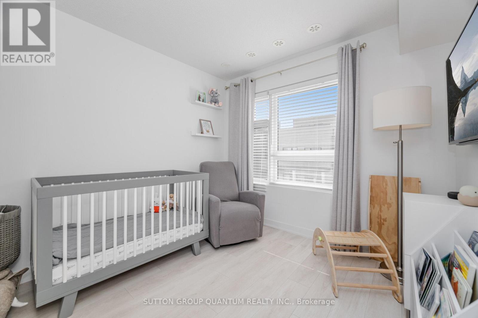 Photo 18 of 19 1121 Cooke Boulevard, Burlington ON