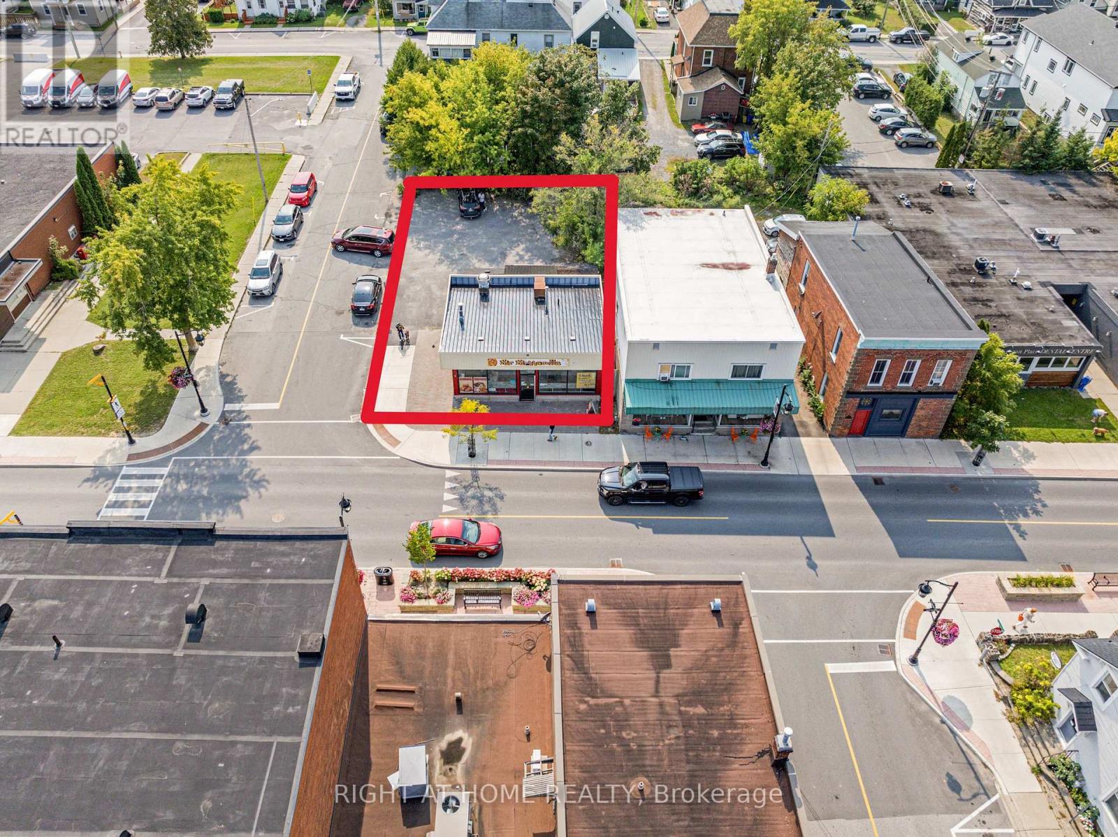 Photo 2 of 58 Bridge Street, Carleton Place ON