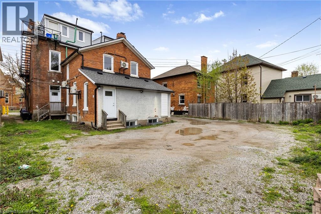 Photo 17 of 82 Welland Avenue Unit 10, St Catharines ON
