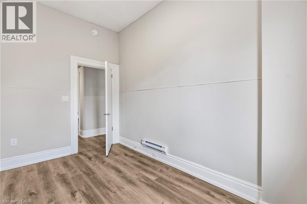 Photo 4 of 82 Welland Avenue Unit 10, St Catharines ON