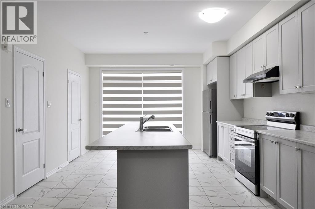 Photo 4 of 87 Holder Drive, Brantford ON