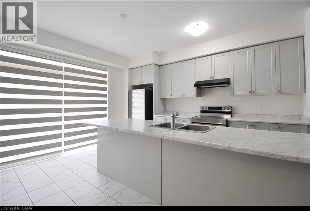 Photo 5 of 87 Holder Drive, Brantford ON