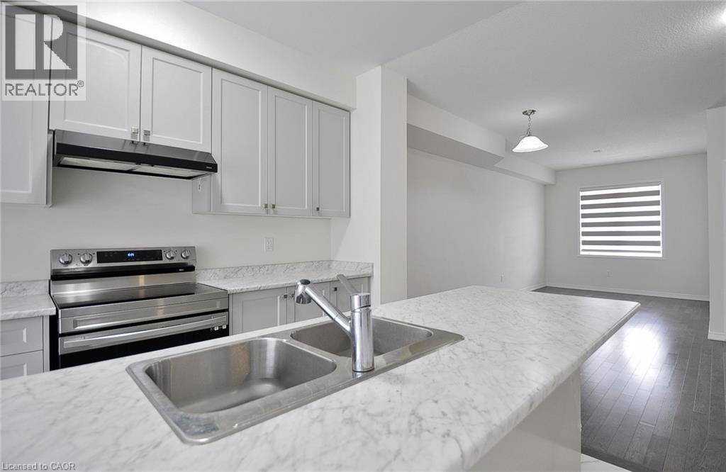 Photo 8 of 87 Holder Drive, Brantford ON