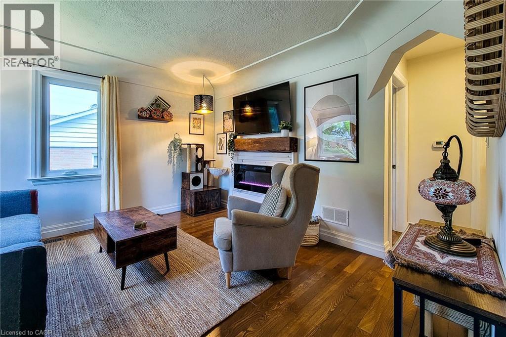 Photo 14 of 345 Hawkridge Avenue Unit Main Floor, Hamilton ON