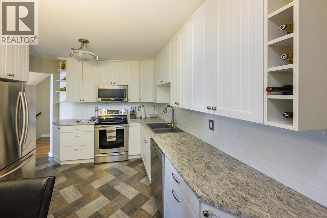 Photo 10 of 202 3363 Westwood Drive, Prince George BC