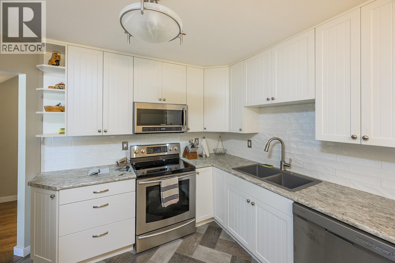 Photo 11 of 202 3363 Westwood Drive, Prince George BC