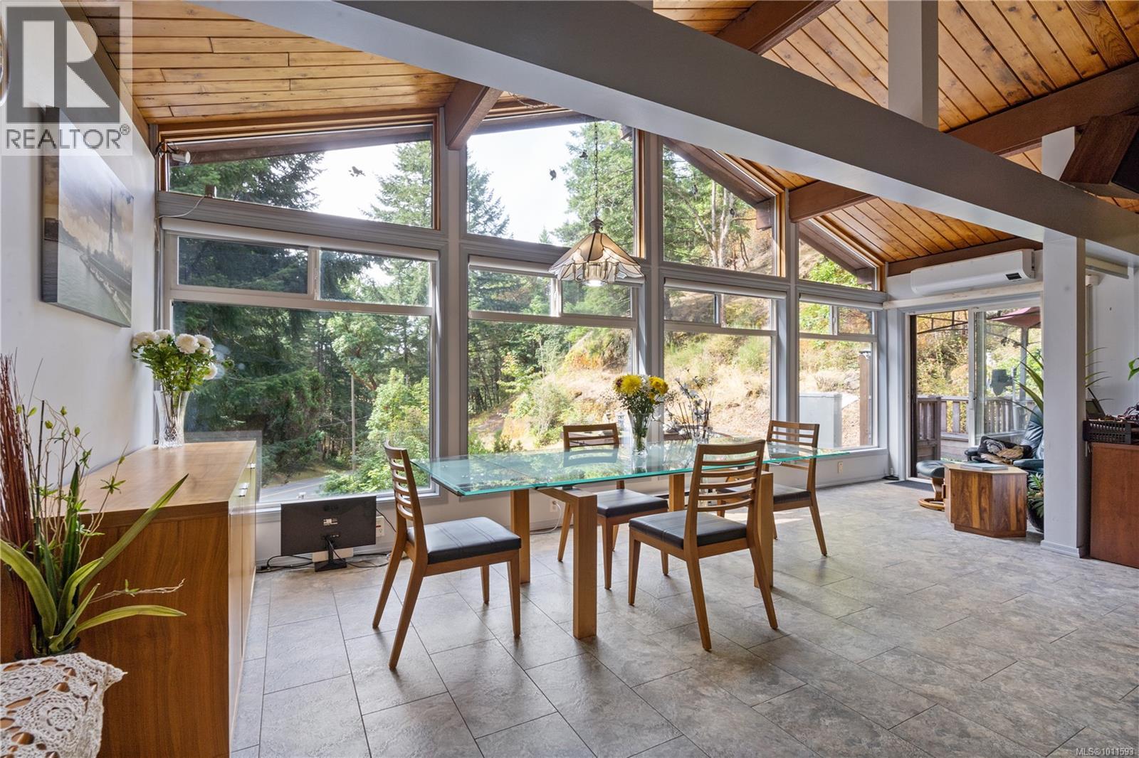 Photo 12 of 871 Walfred Rd, Langford BC