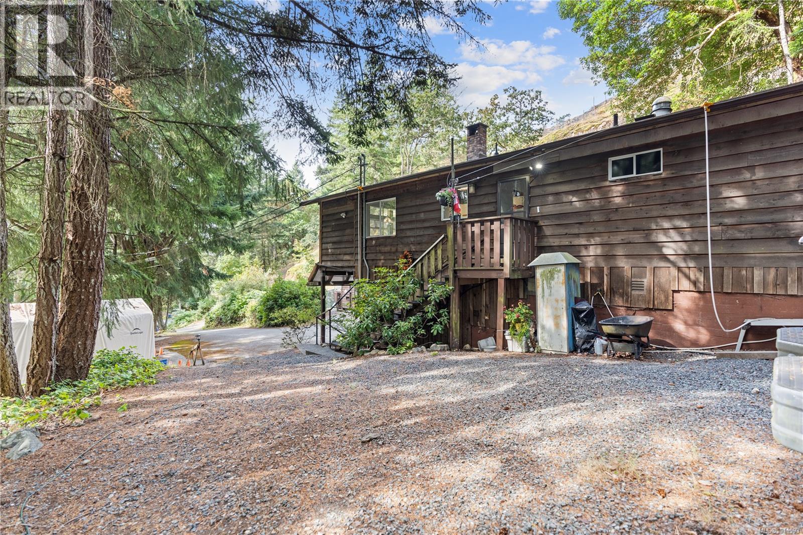 Photo 8 of 871 Walfred Rd, Langford BC