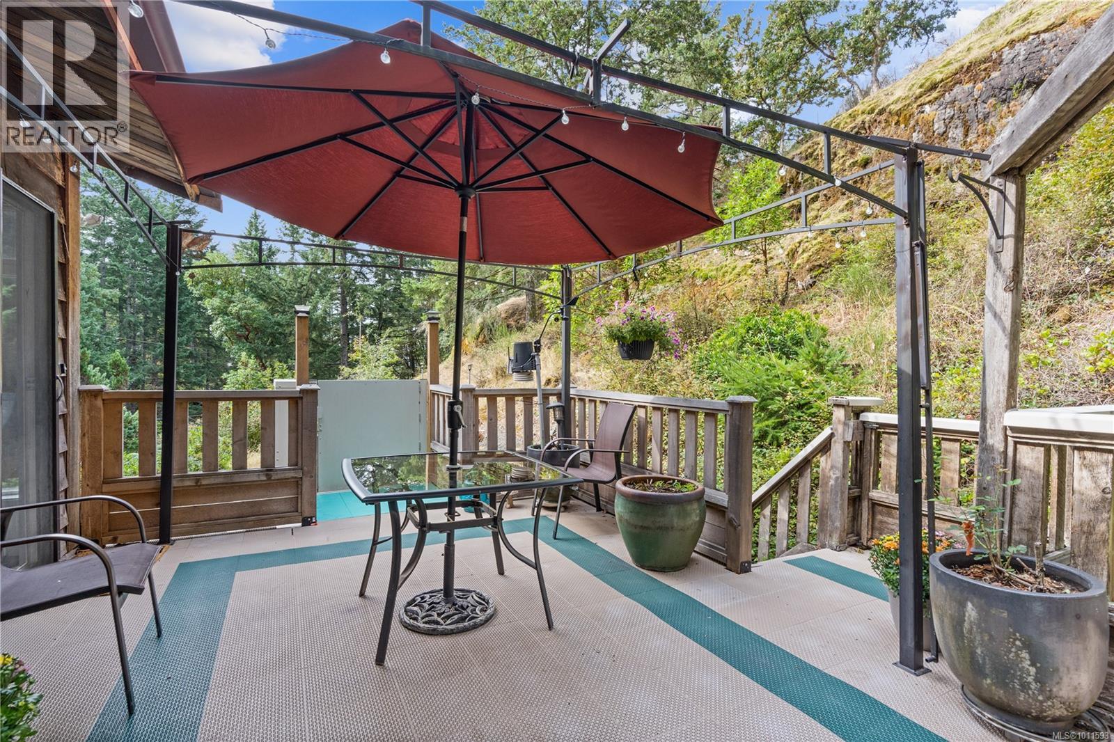 Photo 9 of 871 Walfred Rd, Langford BC