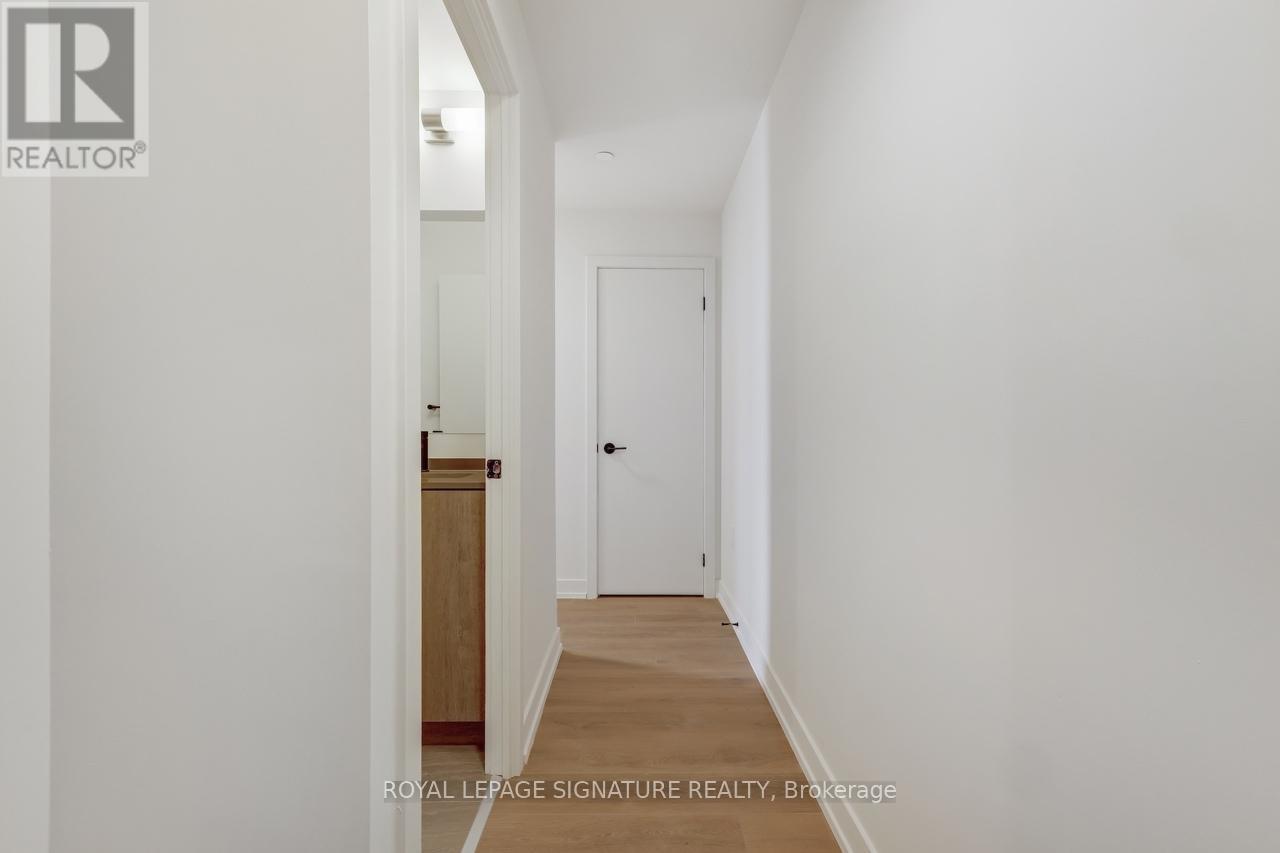 Photo 2 of 1221 181 Sterling Road, Toronto ON