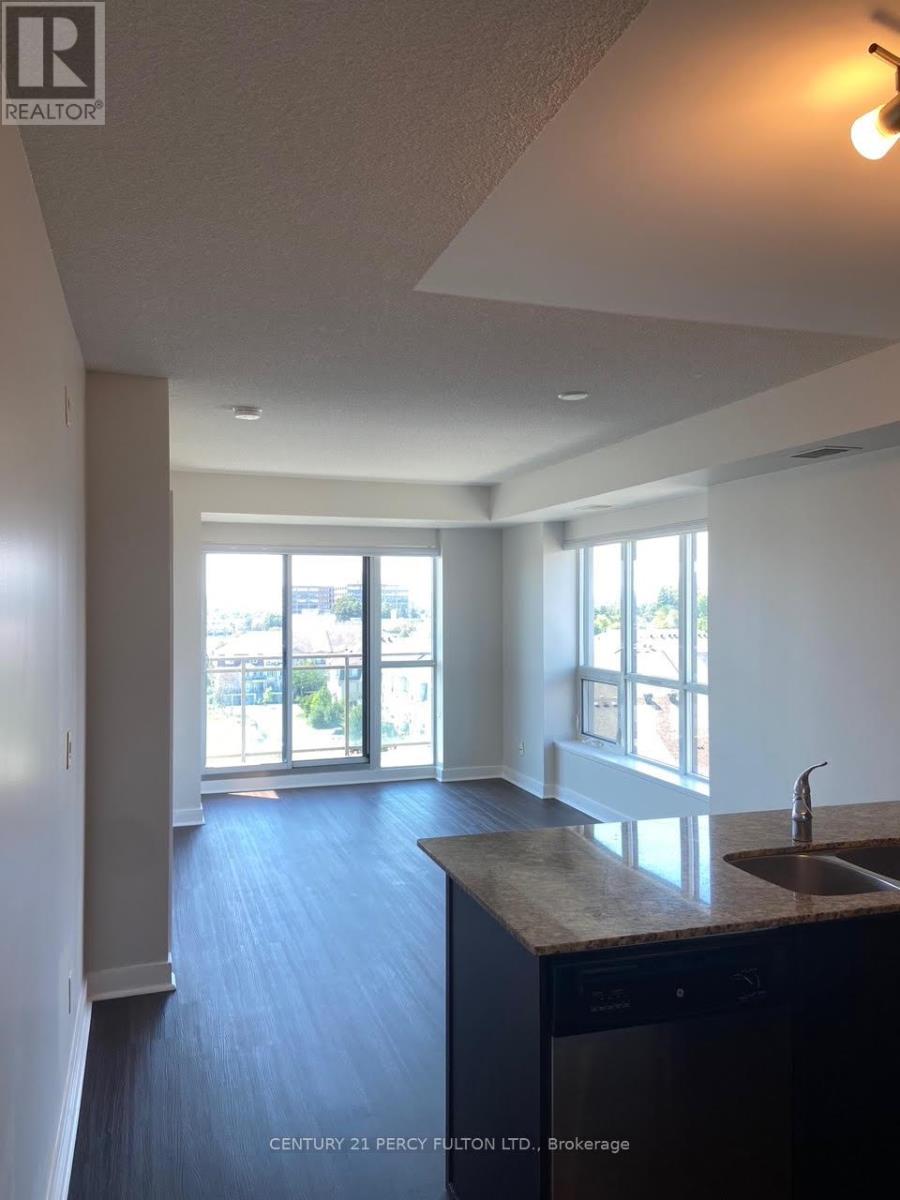 Photo 13 of 824 120 Dallimore Circle, Toronto ON