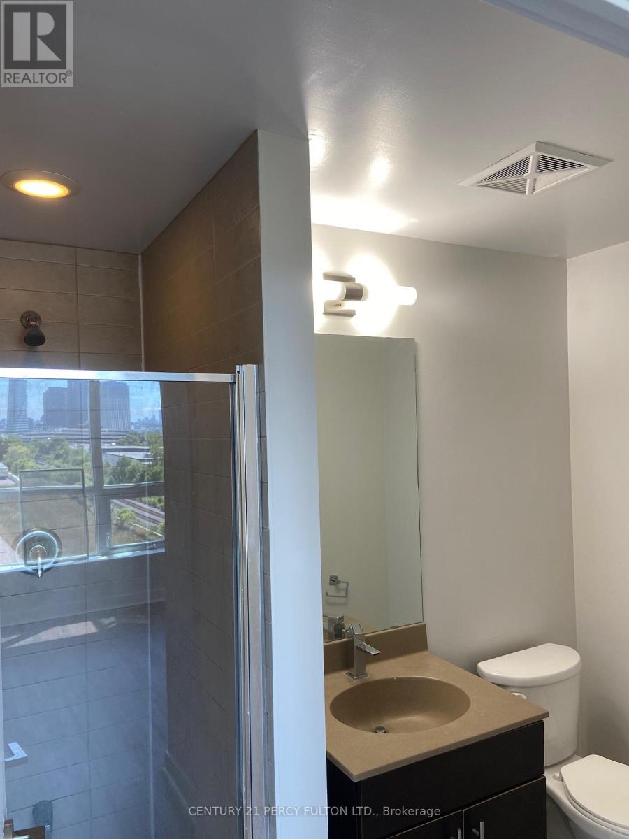 Photo 9 of 824 120 Dallimore Circle, Toronto ON
