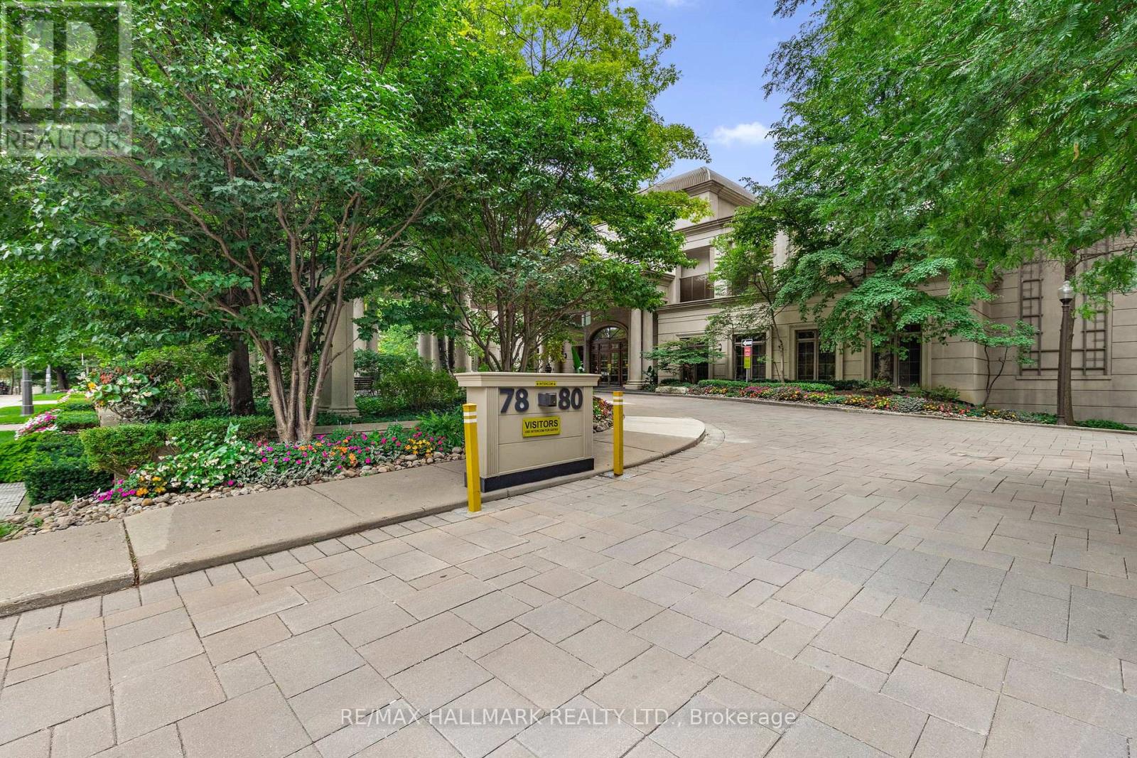 Photo 3 of 1805 78 Harrison Garden Boulevard, Toronto ON