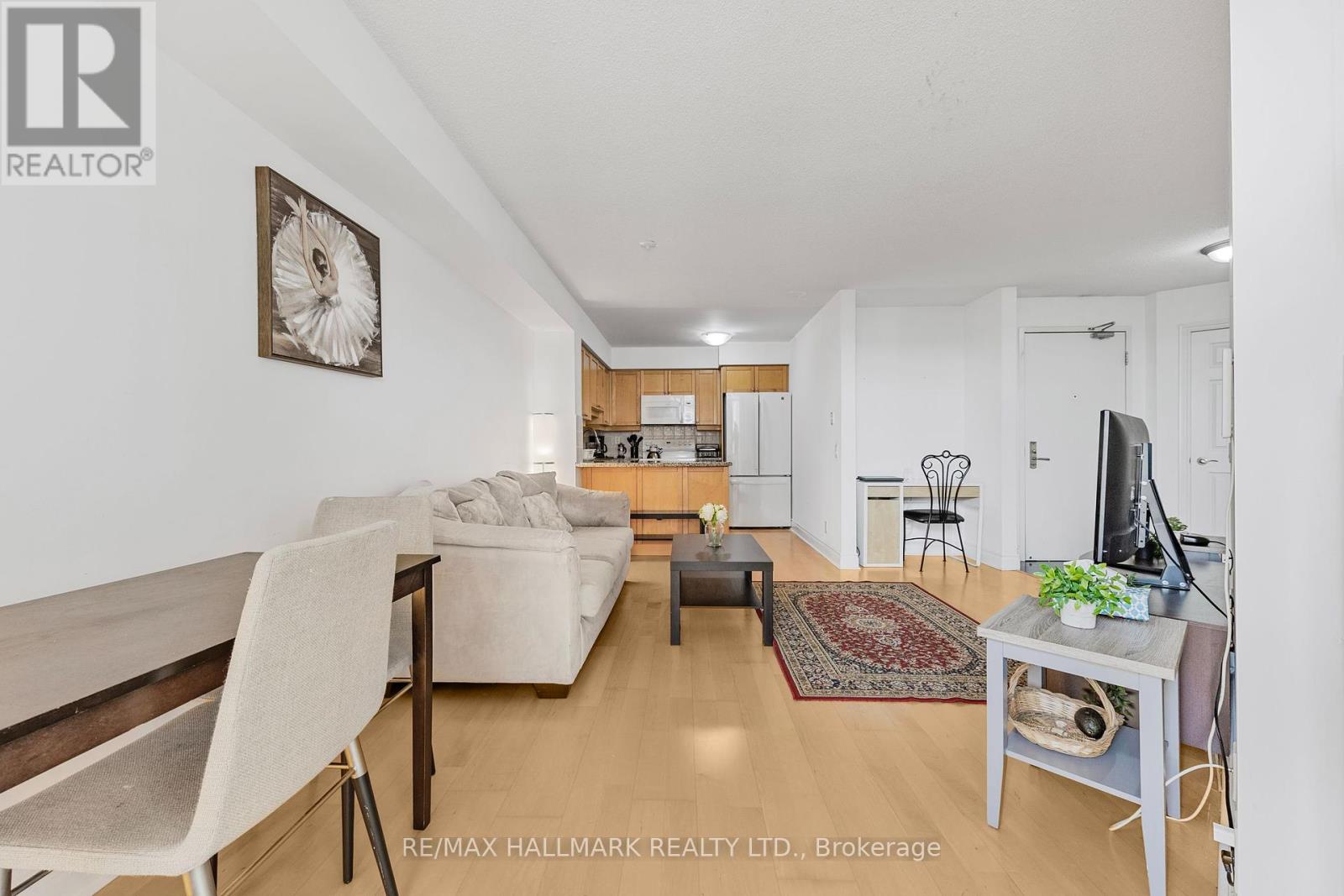 Photo 8 of 1805 78 Harrison Garden Boulevard, Toronto ON
