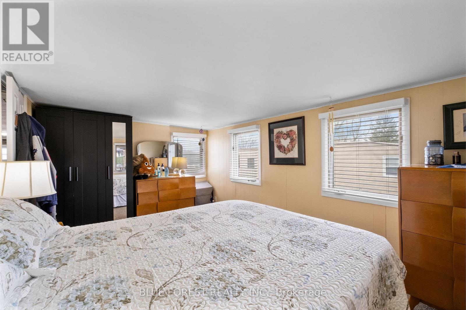 Photo 13 of 88 3100 Dorchester Road, Thames Centre ON