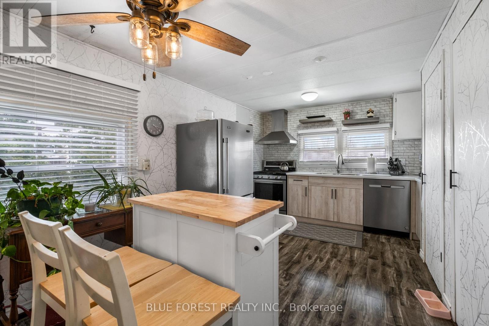 Photo 4 of 88 3100 Dorchester Road, Thames Centre ON