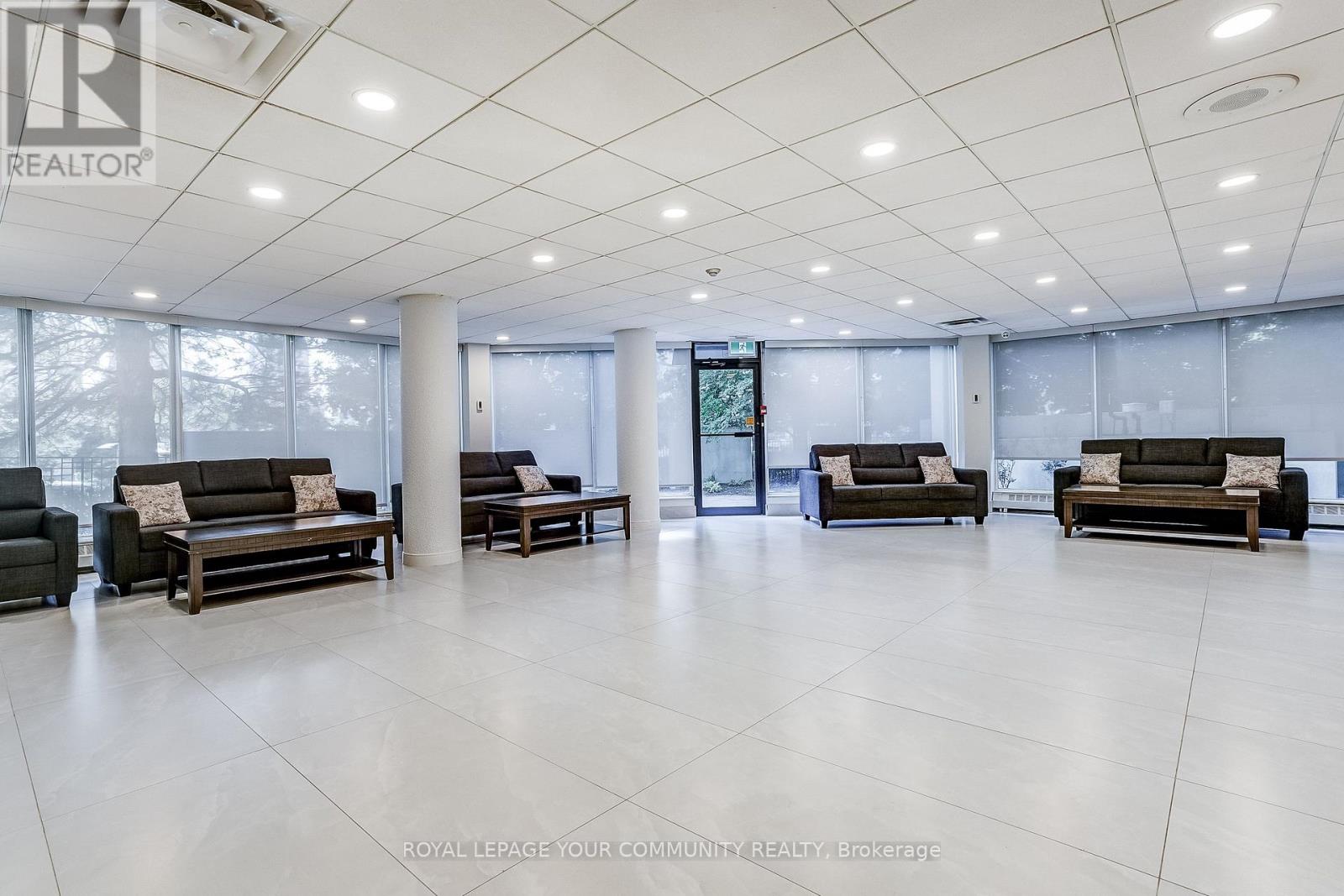 Photo 24 of 1208 350 Webb Drive, Mississauga ON