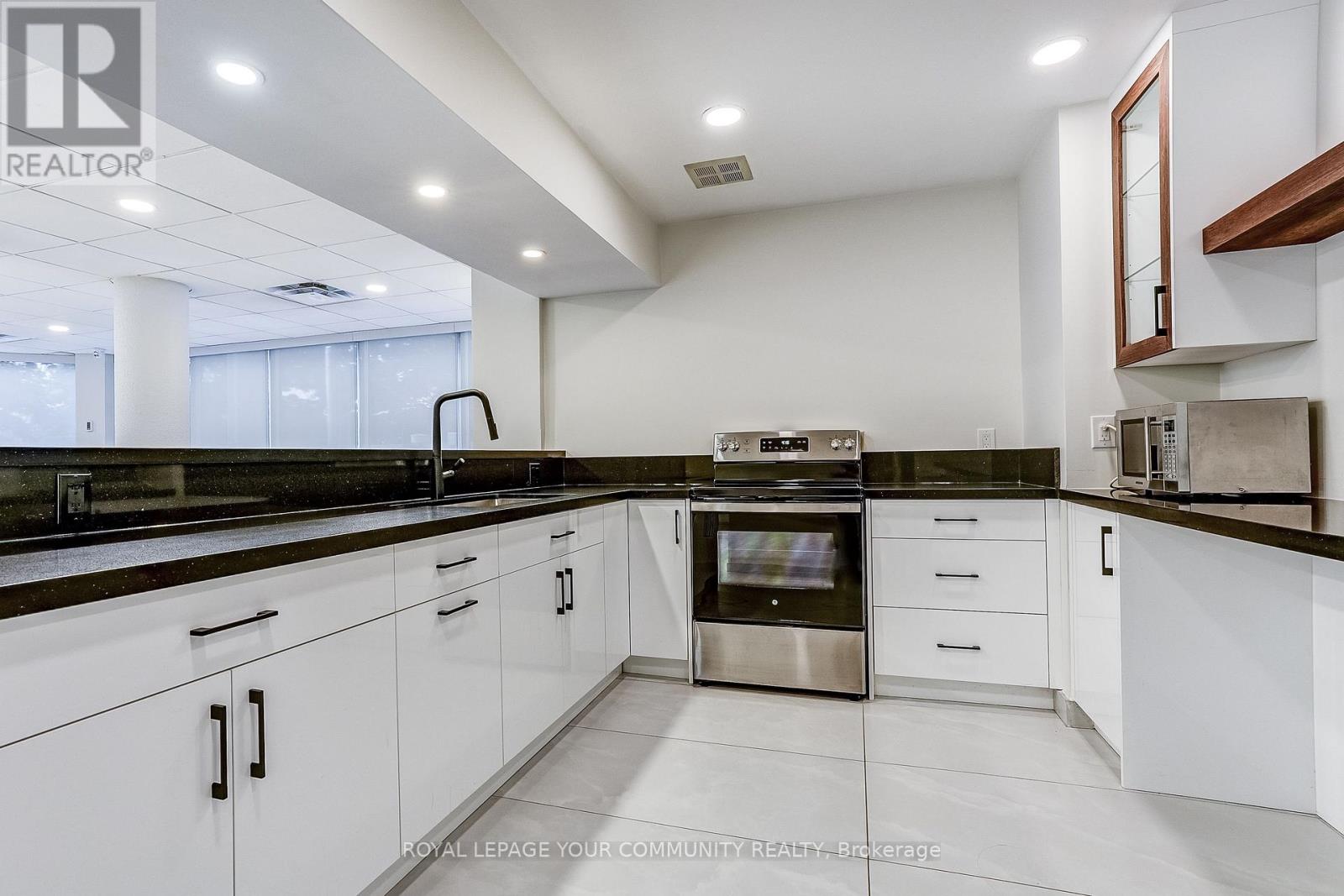 Photo 27 of 1208 350 Webb Drive, Mississauga ON