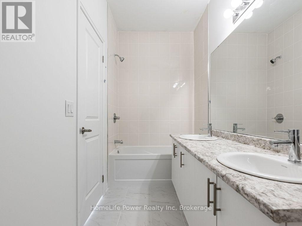 Photo 13 of 34 Sidney Rose Common N, St Catharines ON
