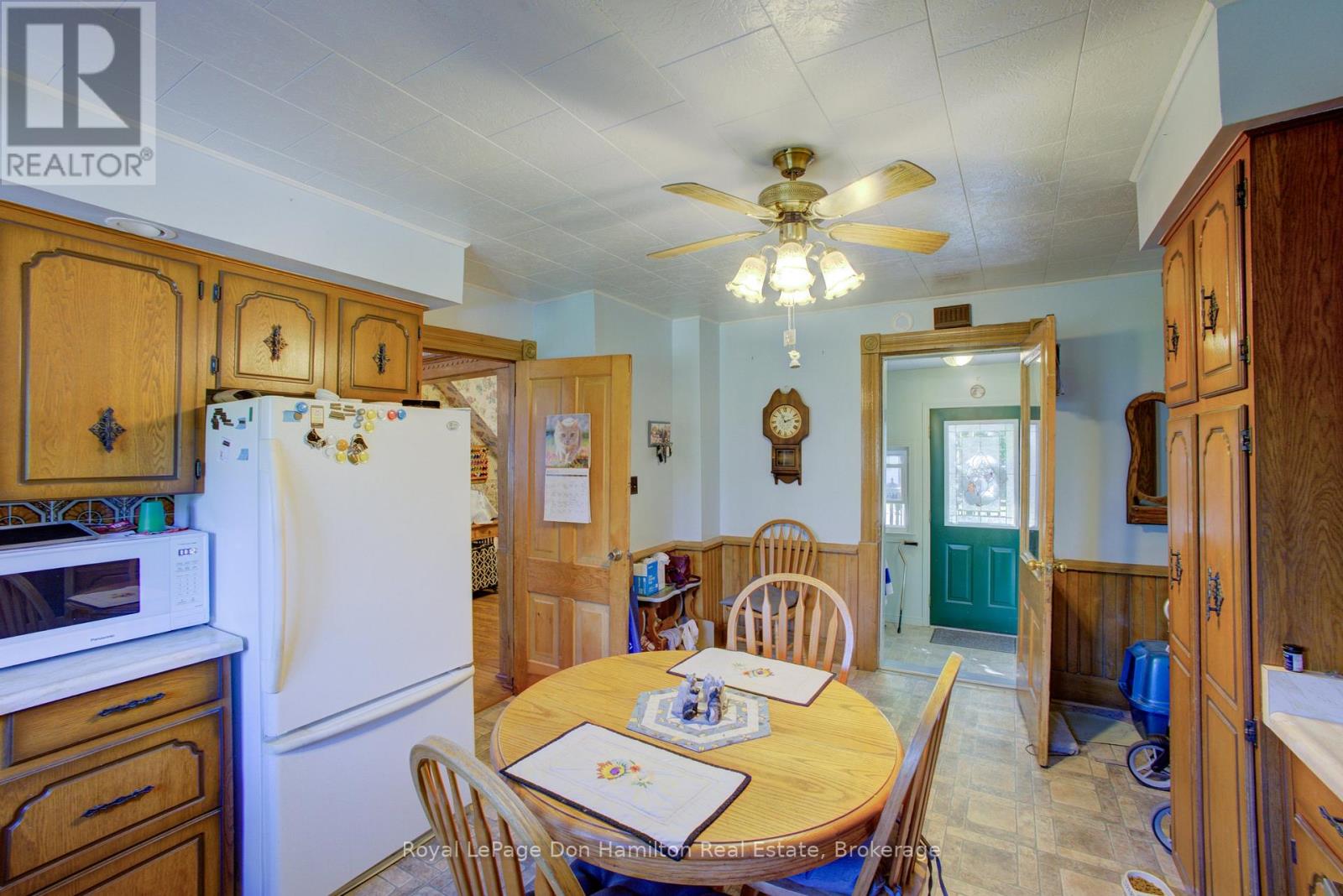 Photo 11 of 3045 Station Road, Howick ON