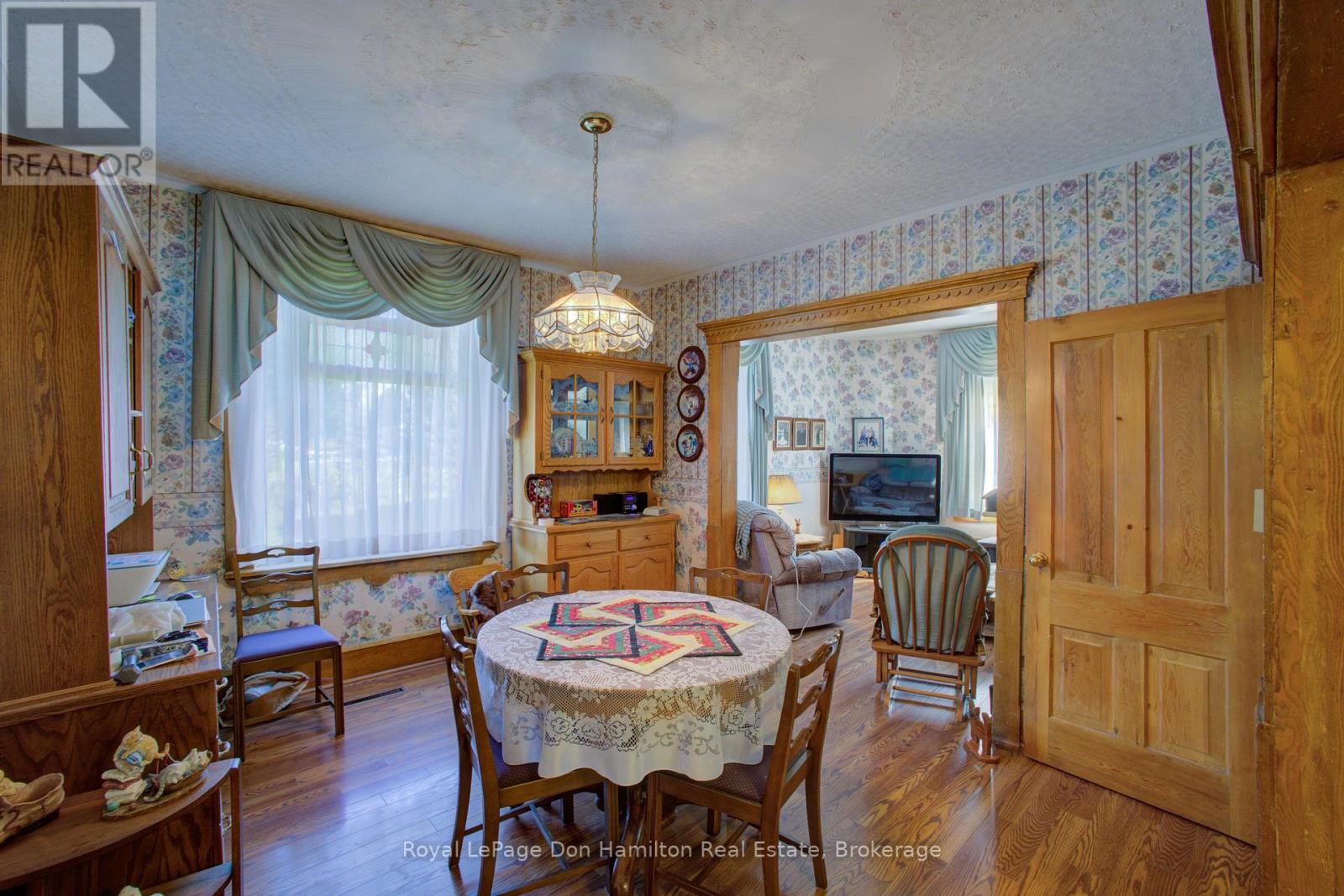 Photo 13 of 3045 Station Road, Howick ON