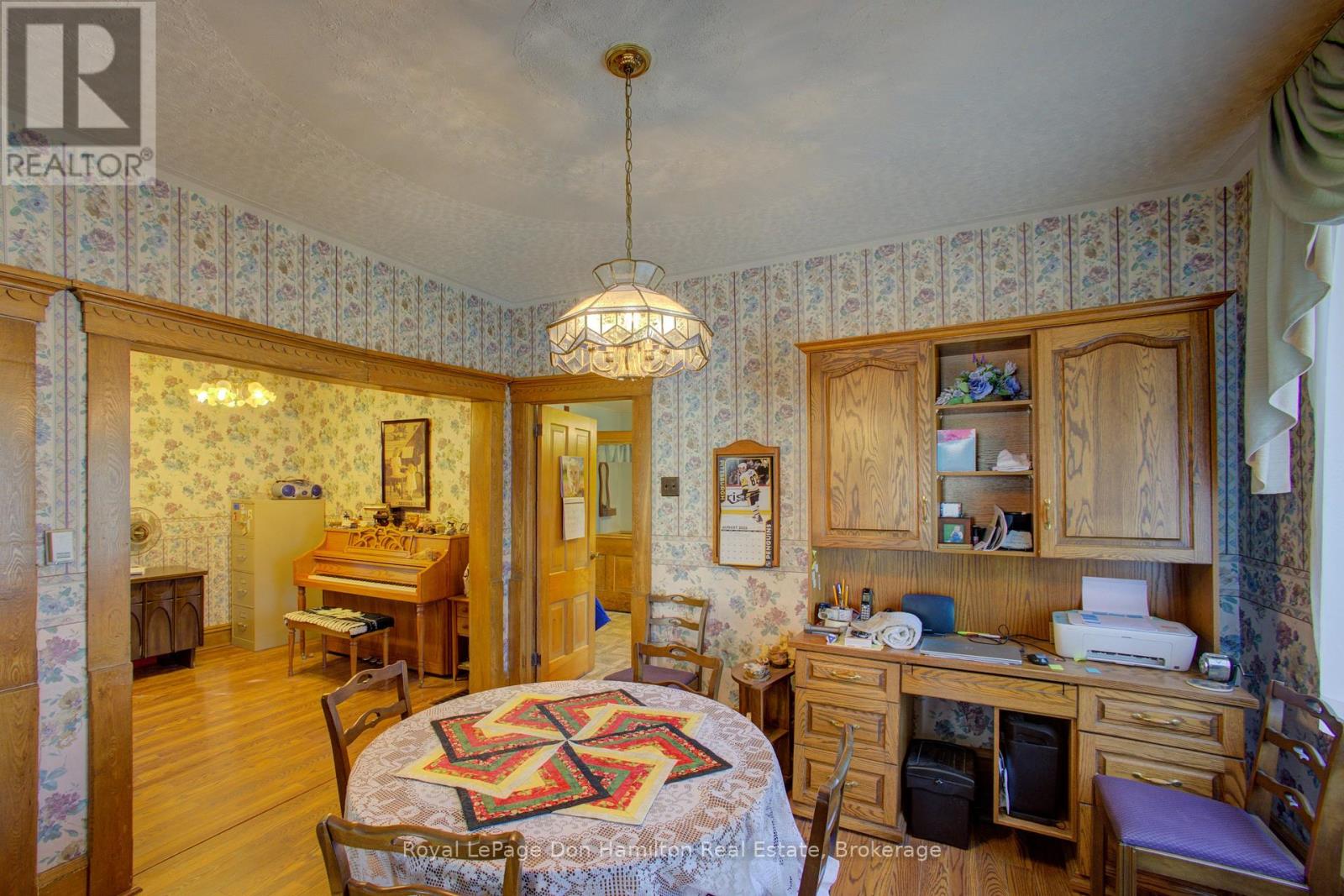 Photo 17 of 3045 Station Road, Howick ON