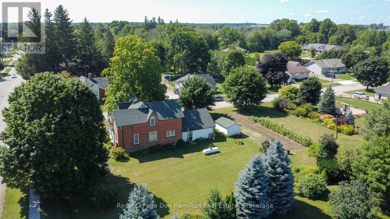 Photo 5 of 3045 Station Road, Howick ON