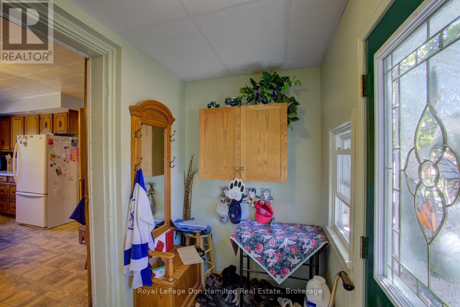 Photo 8 of 3045 Station Road, Howick ON