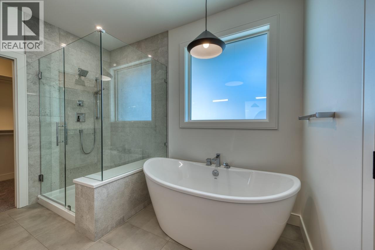 Photo 48 of 1070 Emslie Street, Kelowna BC