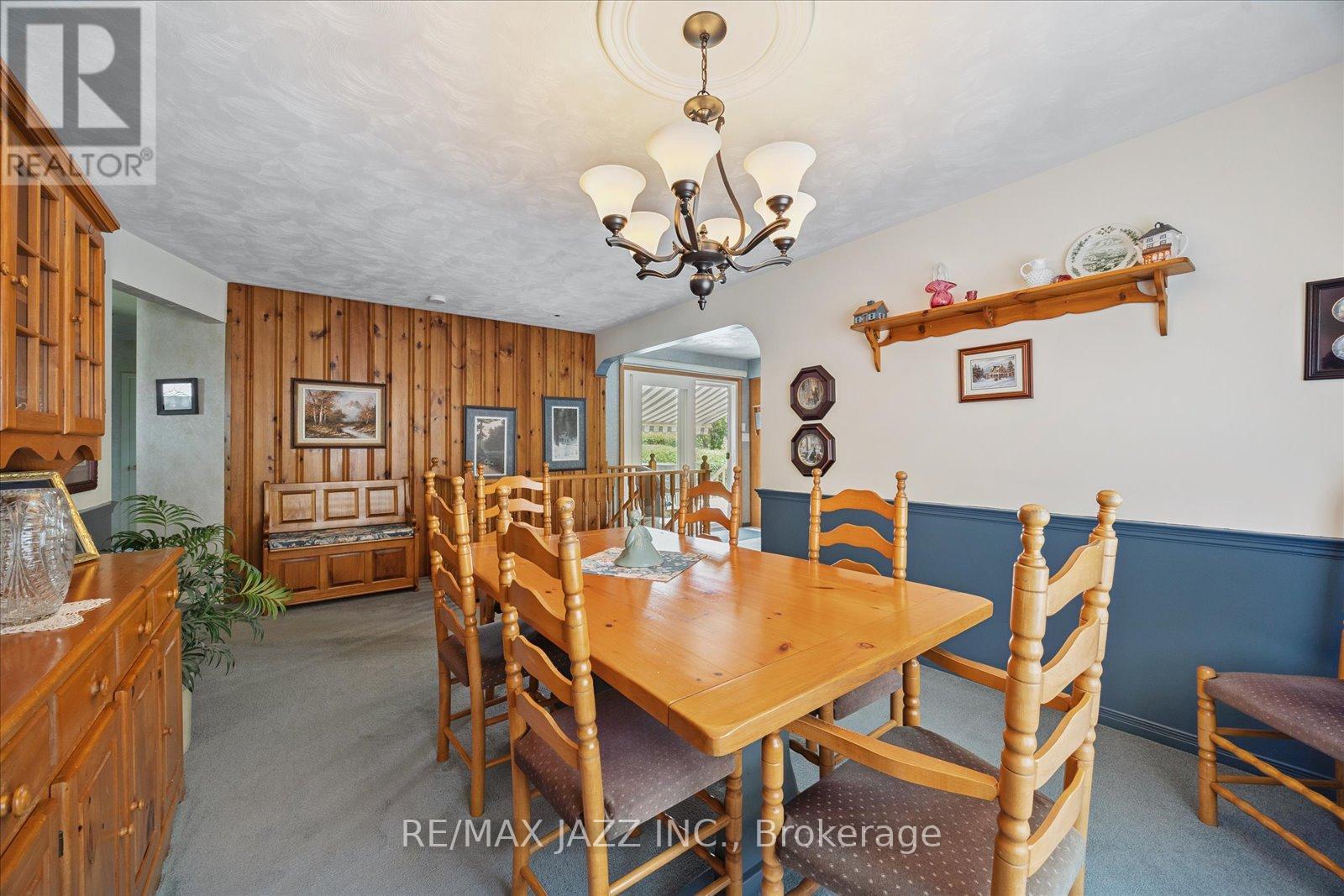 Photo 14 of 606 Gibbons Street, Oshawa ON