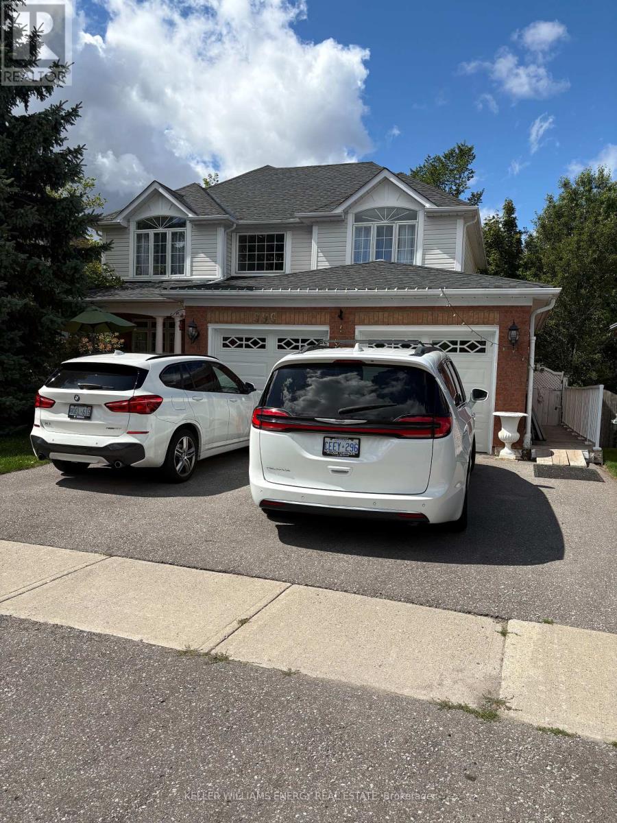 Photo 1 of 990 Glenbourne Drive, Oshawa ON