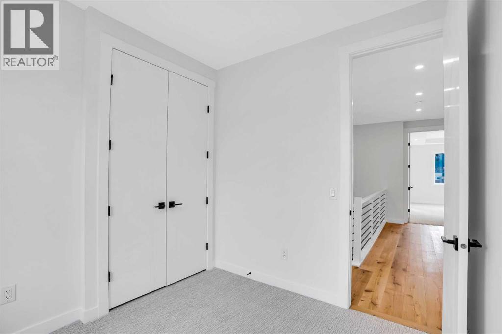 Single Family House for Sale in   Avenue NW Montgomery Calgary 