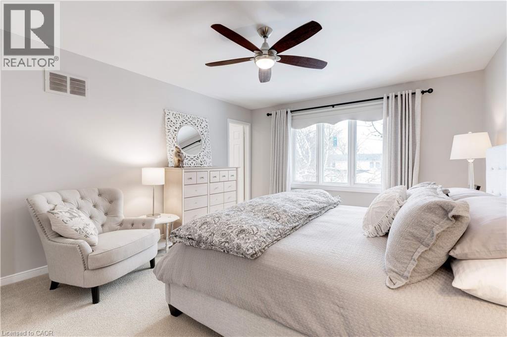 Photo 23 of 2174 Belgrave Court, Burlington ON