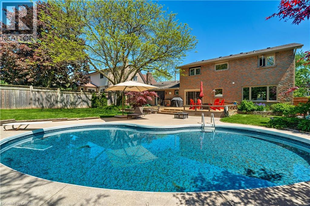 Photo 43 of 2174 Belgrave Court, Burlington ON