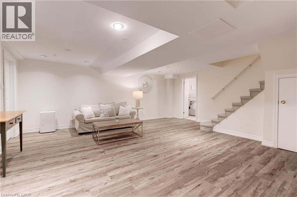 Photo 31 of 2174 Belgrave Court, Burlington ON