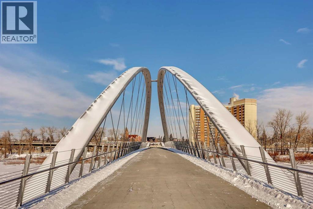 Single Family House for Sale in    Avenue SE Downtown East Village Calgary 