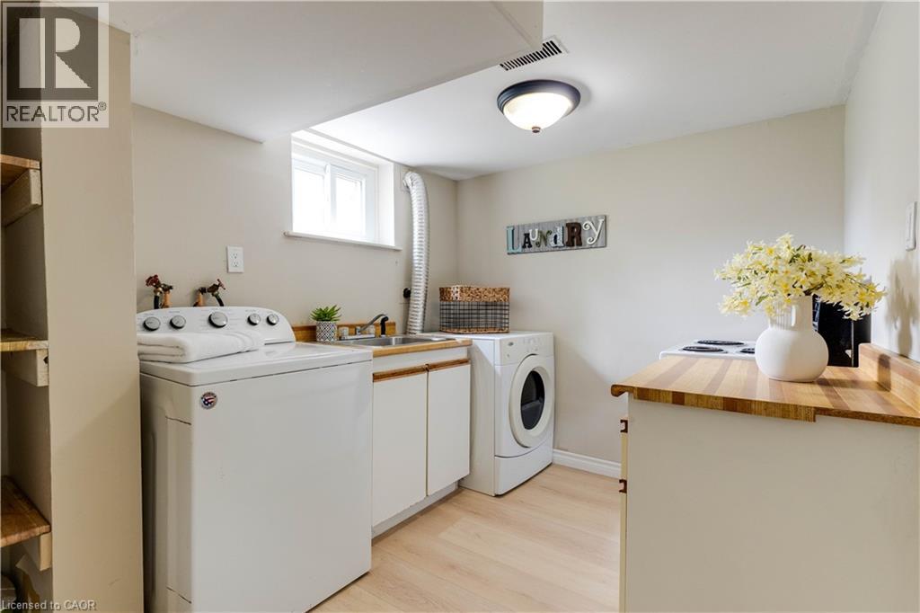 Photo 8 of 103 Arkell Street, Hamilton ON