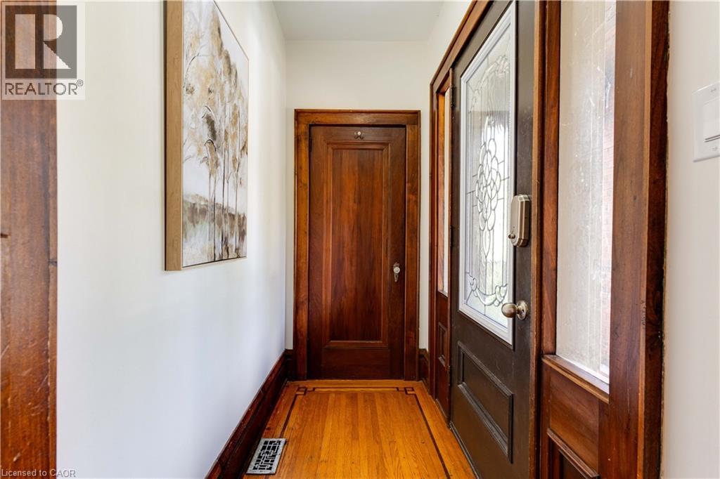 Photo 7 of 103 Arkell Street, Hamilton ON