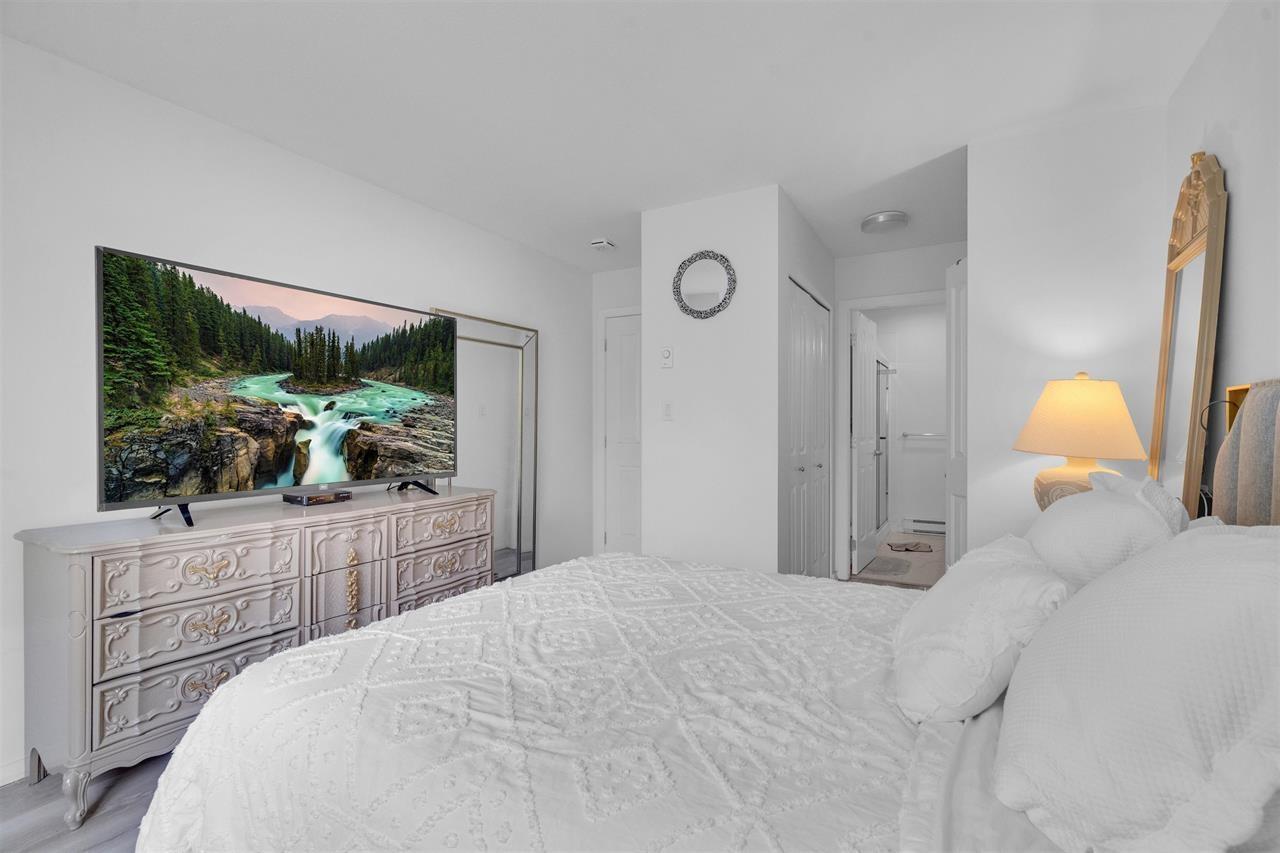 Photo 32 of 108 15175 62 A Avenue, Surrey BC