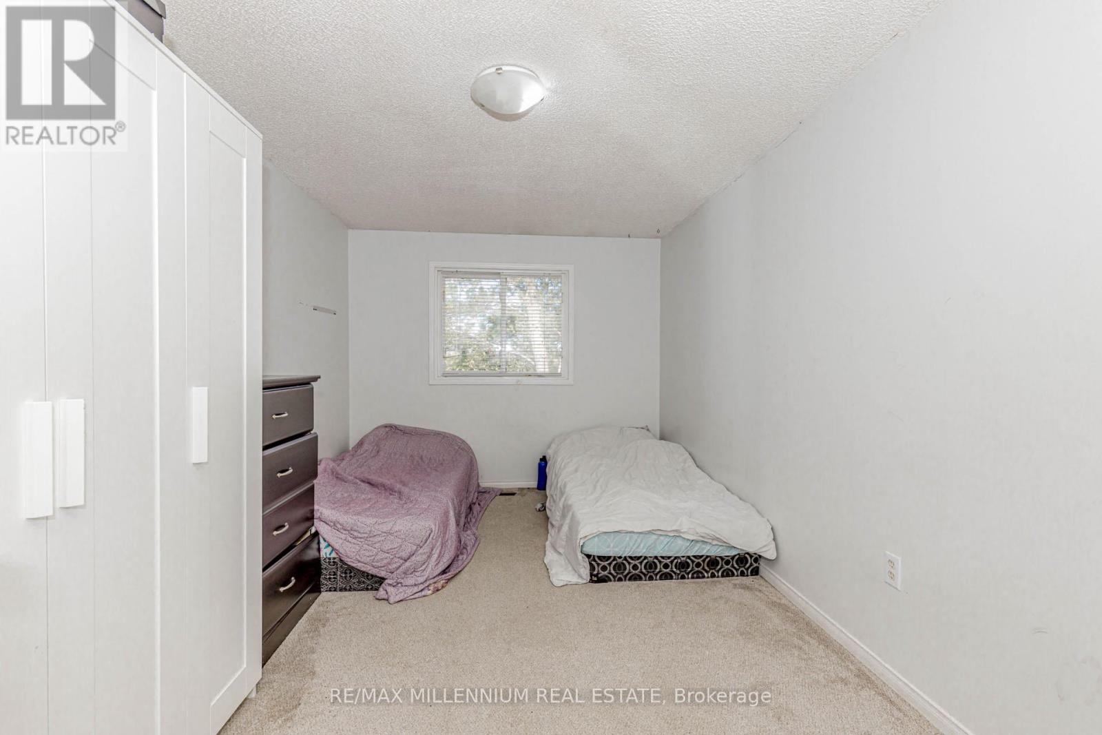 Photo 25 of 28 4605 Donegal Drive, Mississauga ON