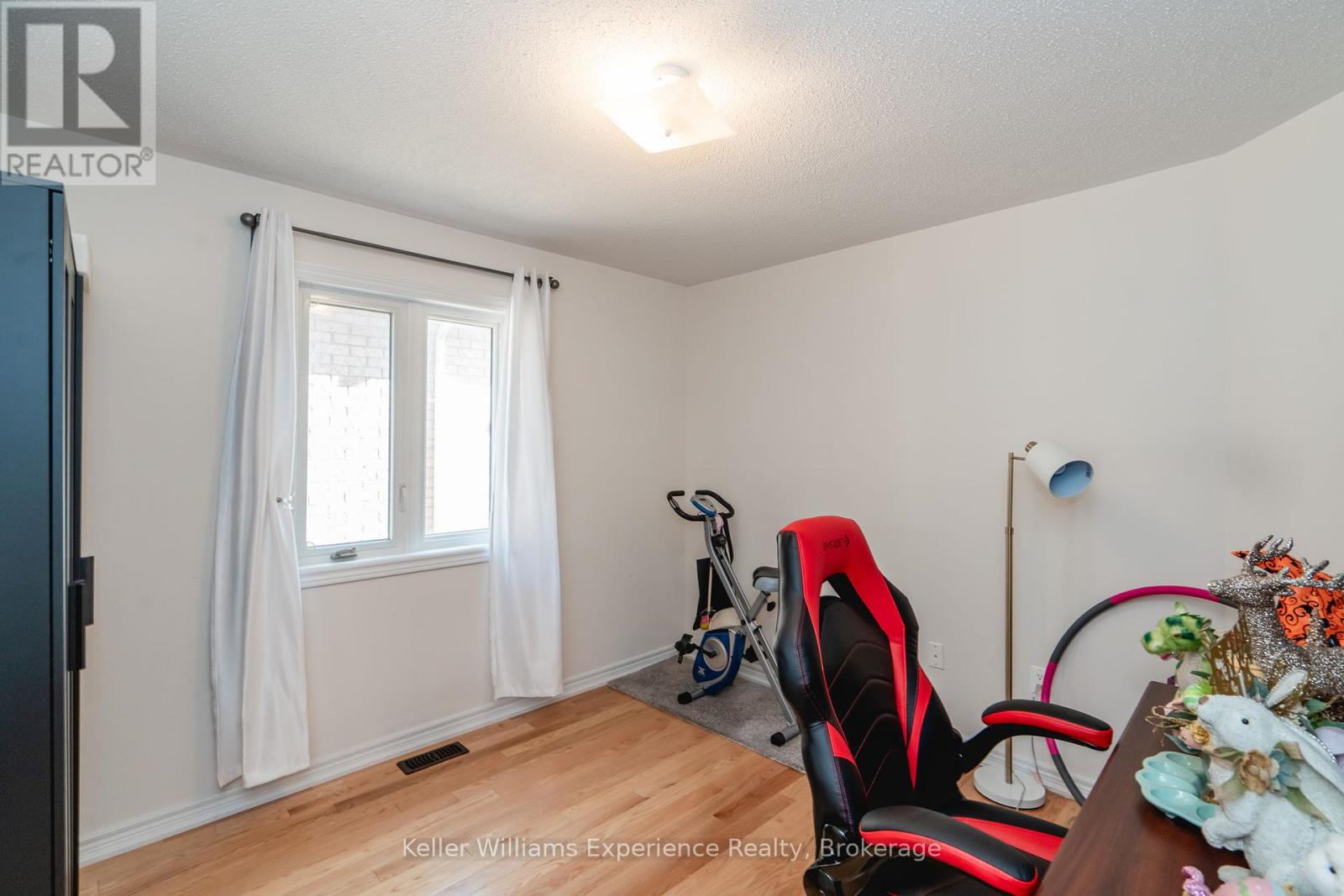 Photo 19 of 26 Homerton Avenue, Richmond Hill ON