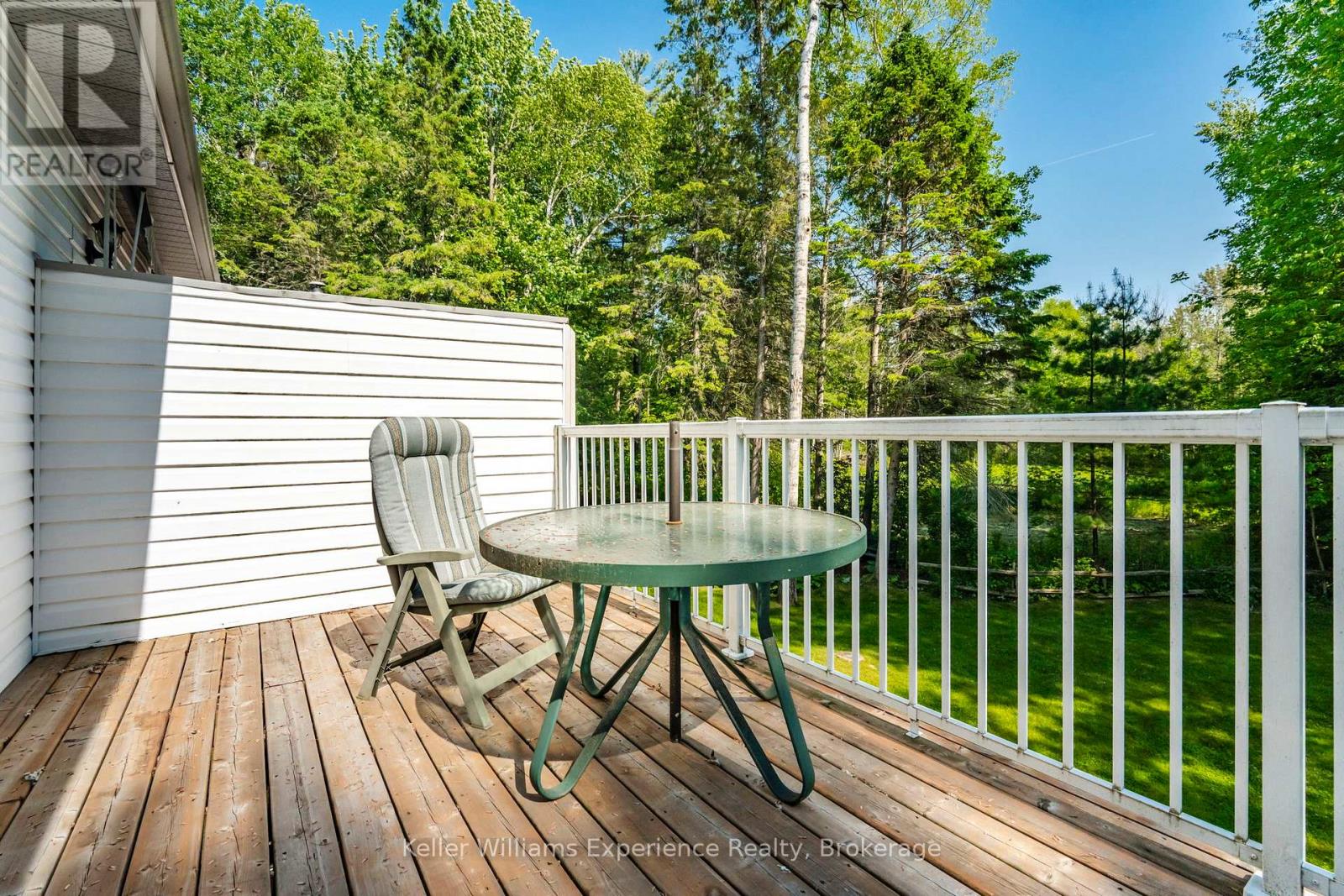 Photo 15 of B 8 23 Wasaga Woods Circle, Wasaga Beach ON