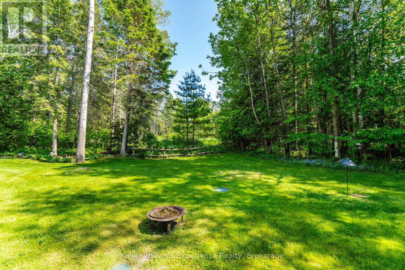 Photo 18 of B 8 23 Wasaga Woods Circle, Wasaga Beach ON