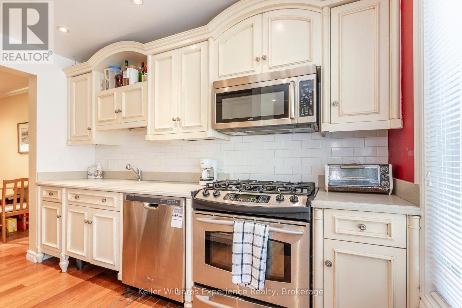 Photo 4 of B 8 23 Wasaga Woods Circle, Wasaga Beach ON