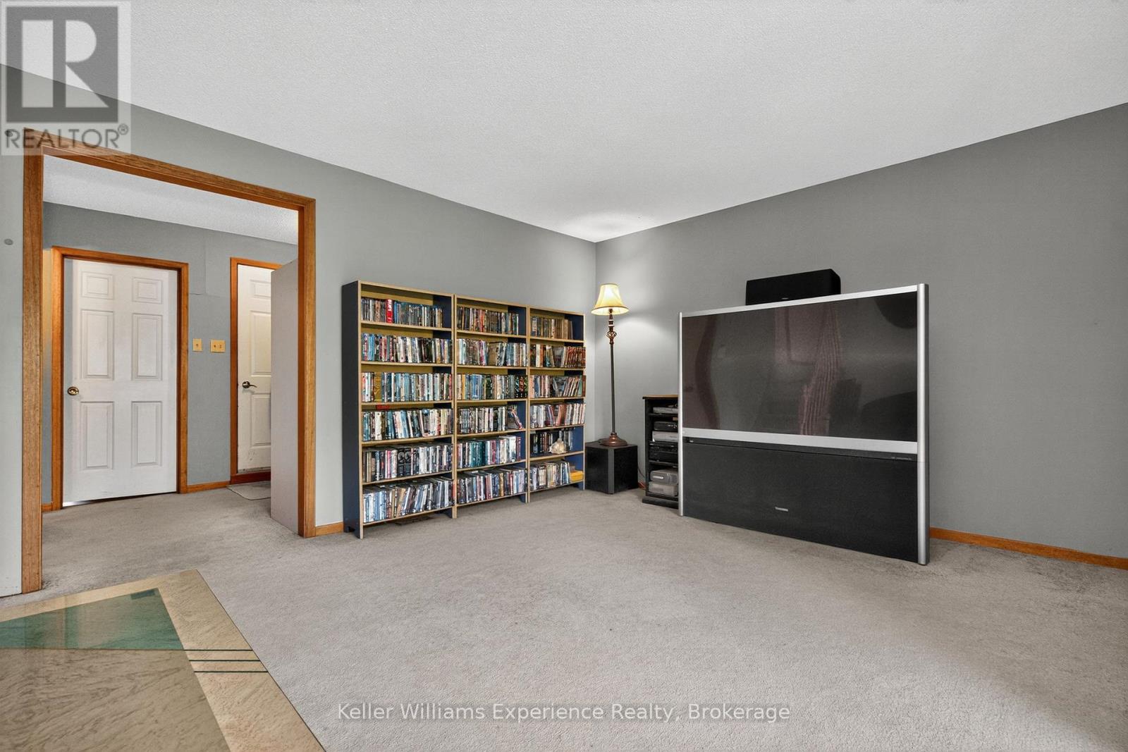 Photo 13 of 230 Church Street, Penetanguishene ON