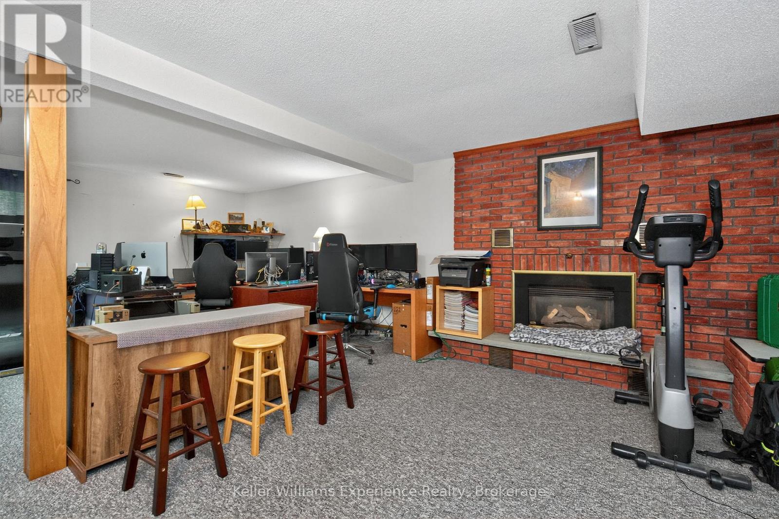 Photo 15 of 230 Church Street, Penetanguishene ON