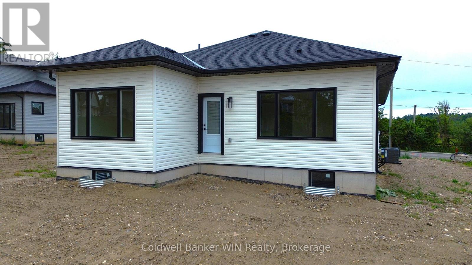 Photo 31 of 647 Martin Street, Wellington North ON