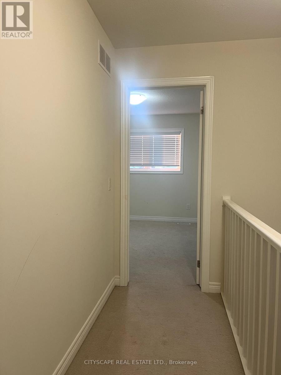 Photo 12 of 87 7768 Ascot Circle, Niagara Falls ON