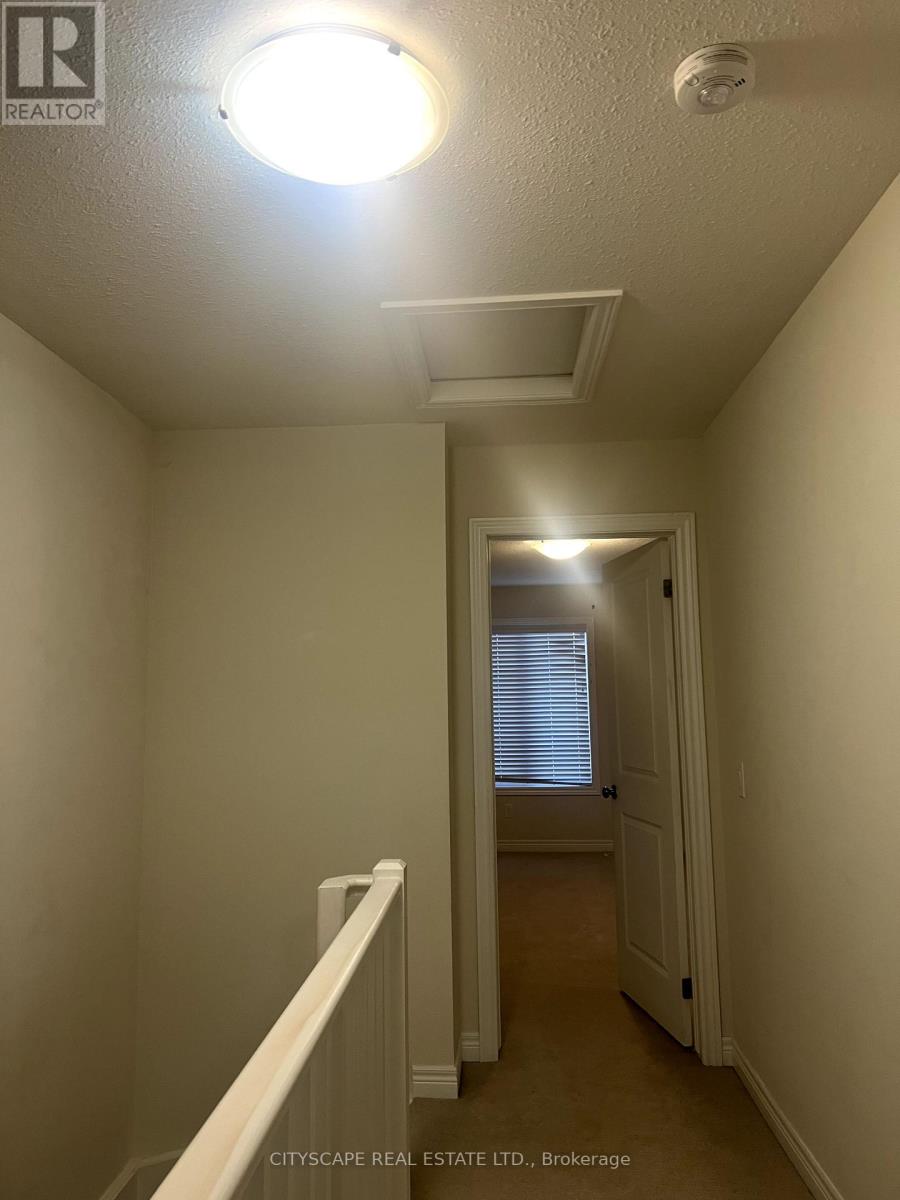 Photo 6 of 87 7768 Ascot Circle, Niagara Falls ON