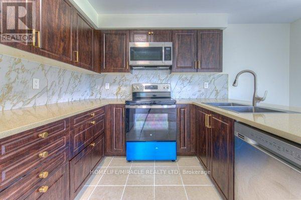 Photo 15 of 70 Gillespie Drive, Brantford ON